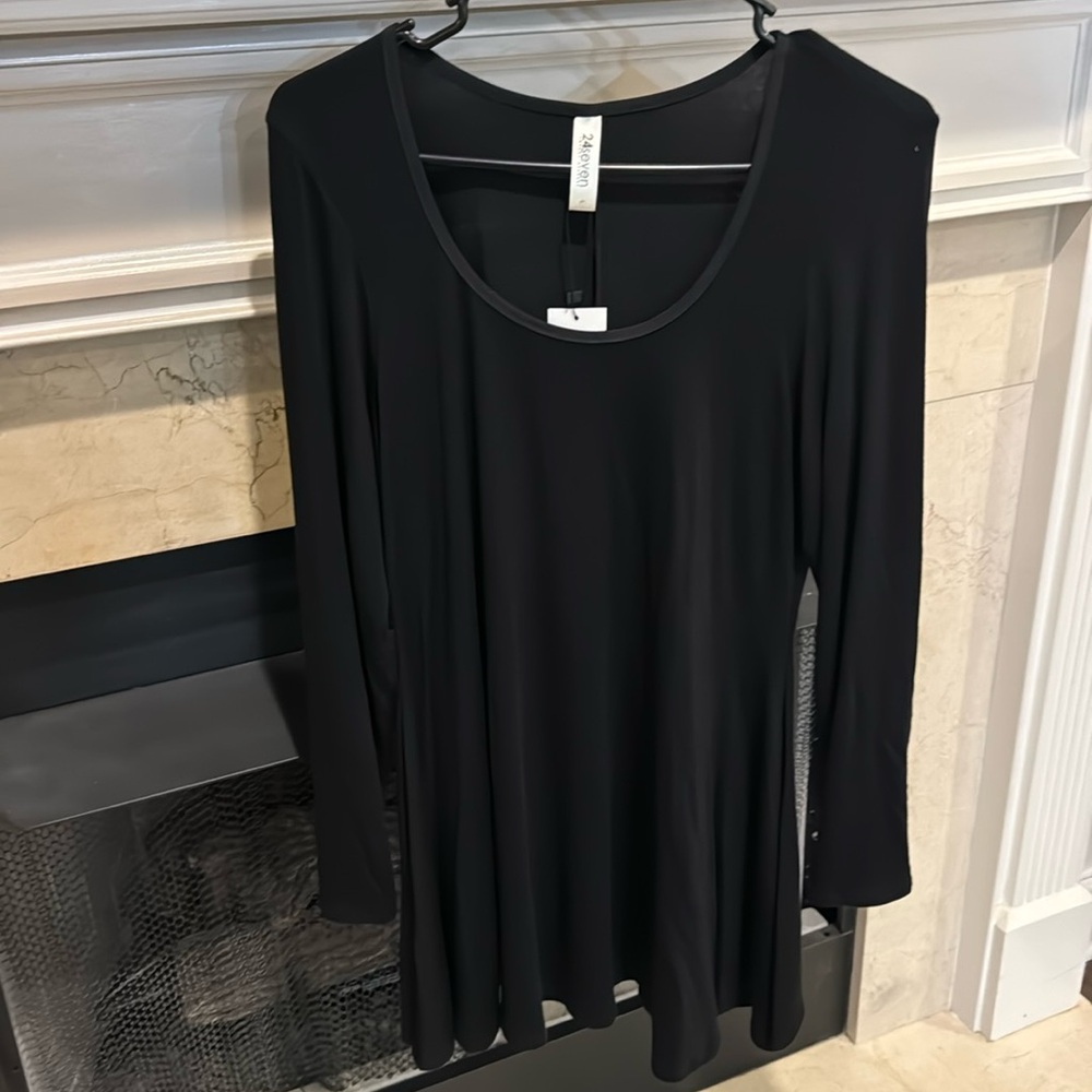 Size L black tunic.  New with tags. Listing #721